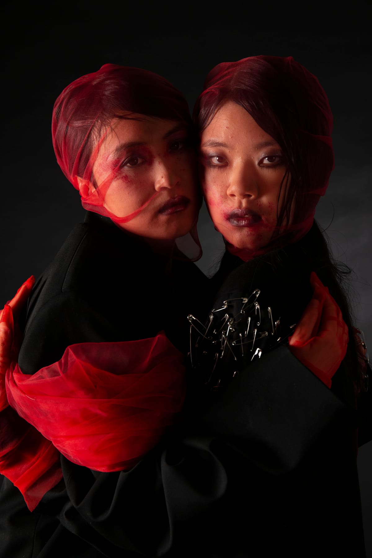 REQUIEM POUR UNE ROSE (Red)